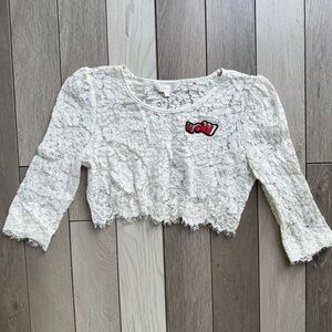 Elegant White Lace Women's Blouse with 'Wow' Patch